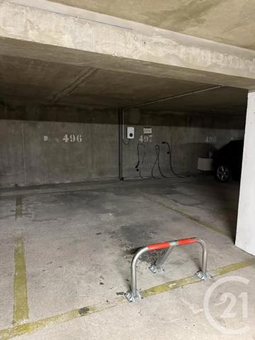 Parking à vendre  13 m 2   PARIS  - 75011