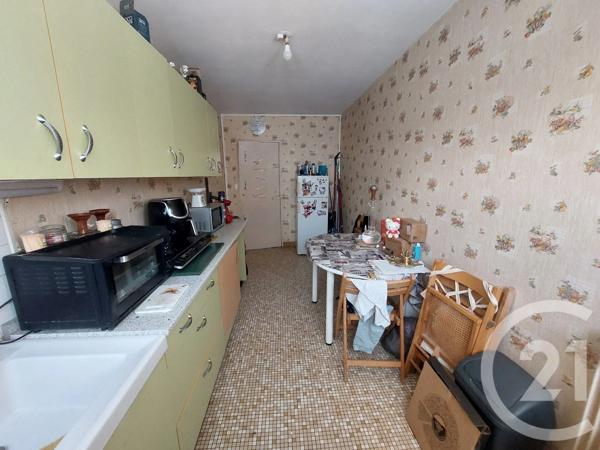 Appartement F3 à vendre  3 pièces - 79,54 m 2   CHATEAUROUX  - 36