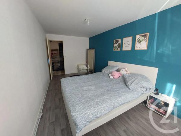 Appartement F3 à vendre  3 pièces - 79,54 m 2   CHATEAUROUX  - 36
