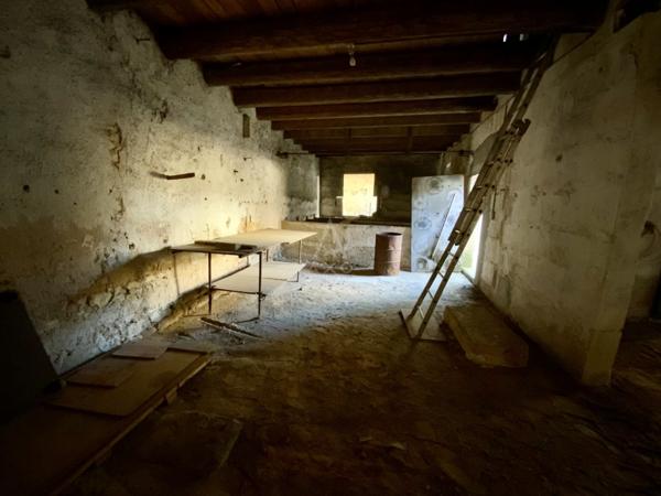 Gard (30) - Manduel - Grange à réhabiliter