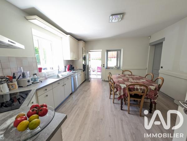 Maison à vendre 8 pièces 157 m² Arbent
