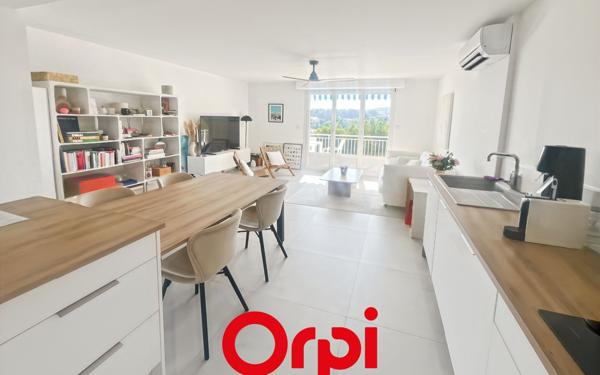 Appartement à vendre    2 pièces •  Bandol