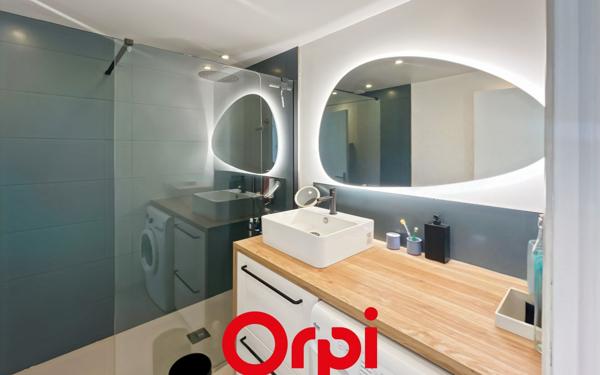 Appartement à vendre    2 pièces •  Bandol