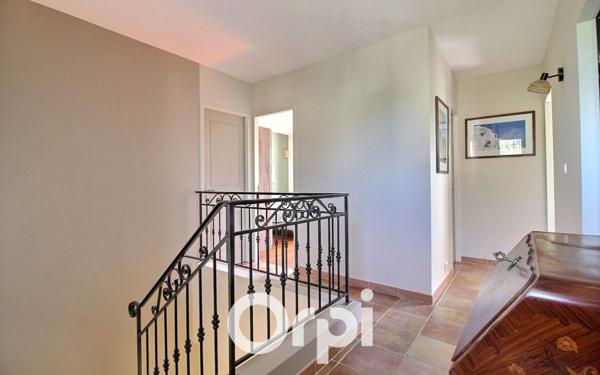 Maison à vendre    4 pièces • 113 m2 Marseille 12