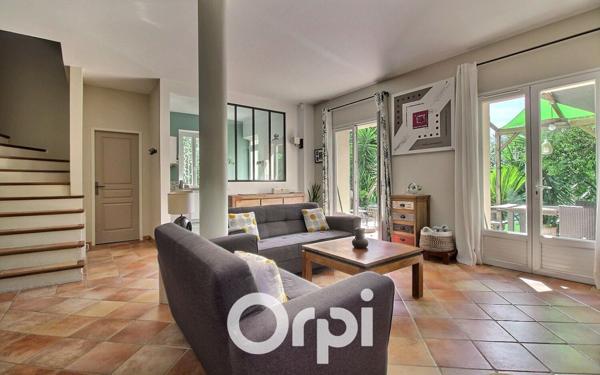 Maison à vendre    4 pièces • 113 m2 Marseille 12