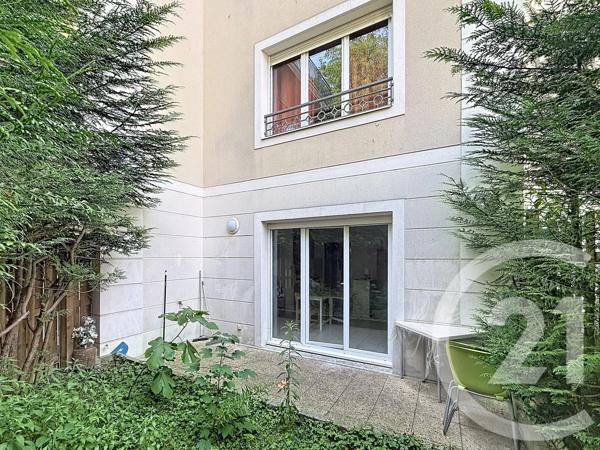 Appartement F1 à vendre  1 pièce - 27,99 m 2   NANTERRE  - 92