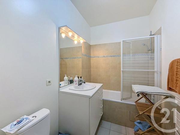 Appartement F1 à vendre  1 pièce - 27,99 m 2   NANTERRE  - 92