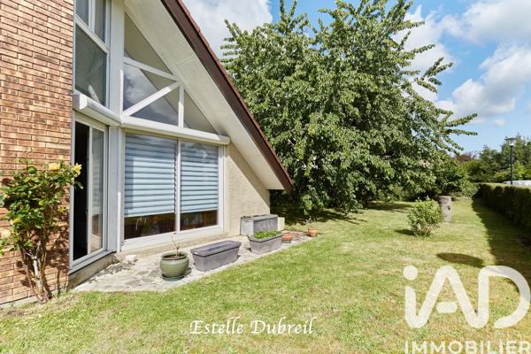 Maison à vendre 7 pièces 150 m² Montigny-le-Bretonneux