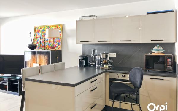 Appartement à vendre    3 pièces • 60 m2 Cavalaire-sur-Mer