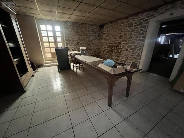 Immeuble à vendre à Yffiniac dans les Côtes-d'Armor (22120), ref : 22007-692