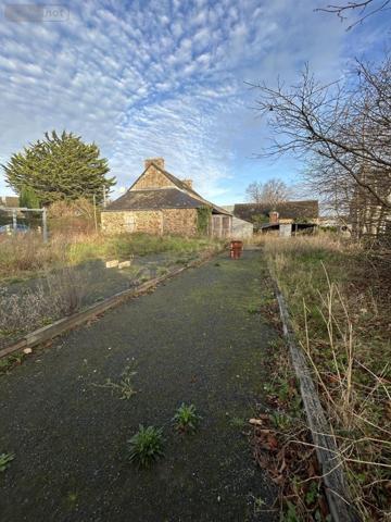 Immeuble à vendre à Yffiniac dans les Côtes-d'Armor (22120), ref : 22007-692