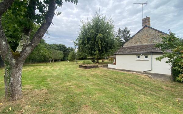 Maison à vendre    6 pièces • 120 m2 La Ferrière-Bochard