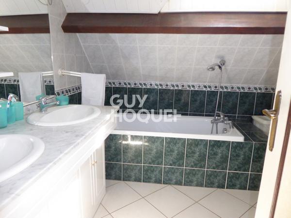 MAISON À VENDRE DE 7 PIÈCES DE 150,00 M²