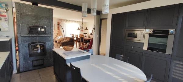 Maison à vendre à Saint-Barthélemy-d'Anjou dans le Maine-et-Loire (49124), ref : 49013-2043