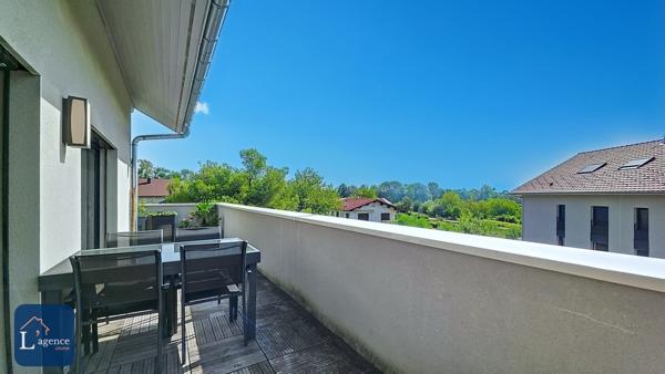 Magnifique Duplex T4 121m² Dernier étage Terrasse 30m² Garage Place de parking