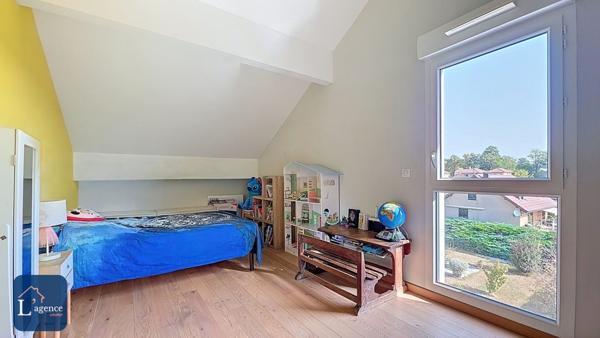 Magnifique Duplex T4 121m² Dernier étage Terrasse 30m² Garage Place de parking