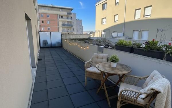 Appartement à vendre    3 pièces • 59,04 m2 Bobigny
