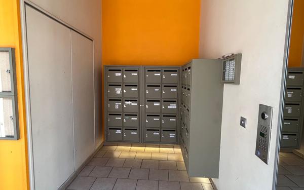 Appartement à vendre    3 pièces • 59,04 m2 Bobigny