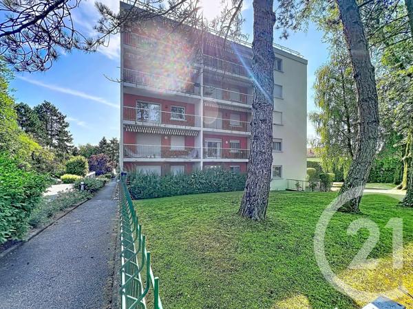 Appartement F4 à vendre  4 pièces - 80,69 m 2   MONTBELIARD  - 25