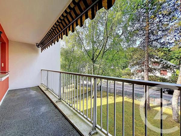 Appartement F4 à vendre  4 pièces - 80,69 m 2   MONTBELIARD  - 25