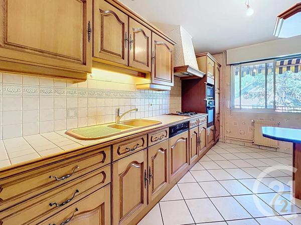 Appartement F4 à vendre  4 pièces - 80,69 m 2   MONTBELIARD  - 25