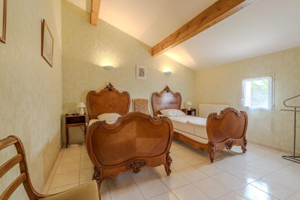 Belle maison familiale à la campagne avec piscine et grand jardin