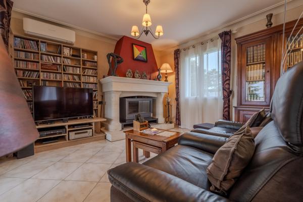 Belle maison familiale à la campagne avec piscine et grand jardin