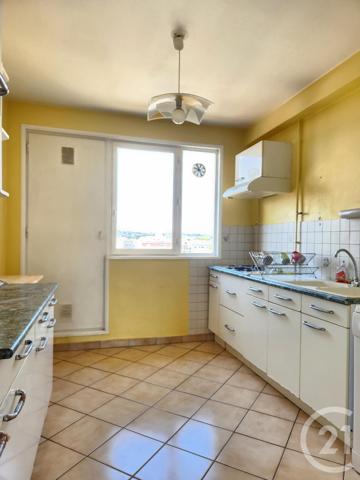 Appartement F5 à vendre  5 pièces - 87,26 m2 VILLEURBANNE - 69