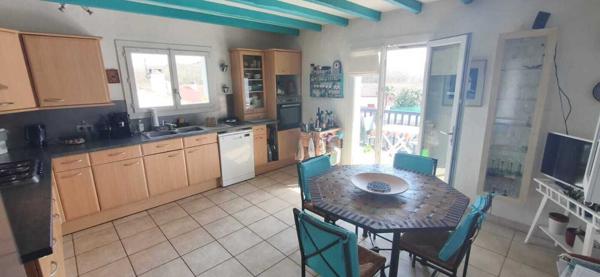 Maison familiale 4 chambres , 190 m² avec vue montagne exceptionnelle