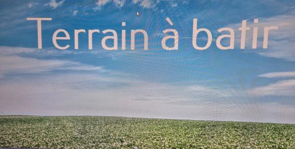Superbe emplacement, 3000 m2, secteur calme, commerces et écoles en proximité