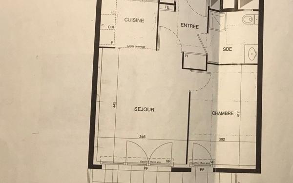 Appartement à vendre    2 pièces • 42 m2 Bagneux