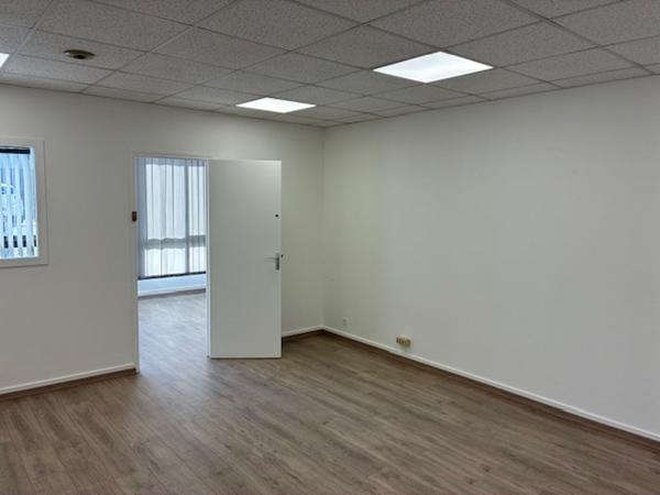 Bureaux à louer à Saint-Nazaire zone Océanis avec parking privatif