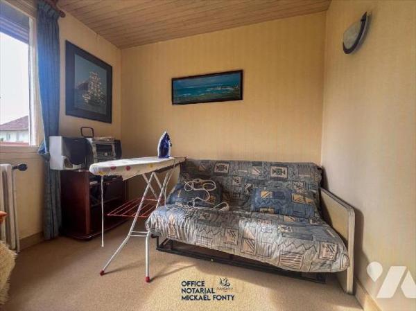 Située à deux pas du centre ville de Gouville sur mer et à seulement quelques minutes des plage...