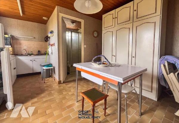 Située à deux pas du centre ville de Gouville sur mer et à seulement quelques minutes des plage...