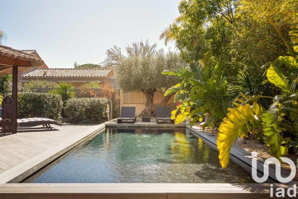 Maison à vendre 6 pièces 250 m² Six-Fours-les-Plages