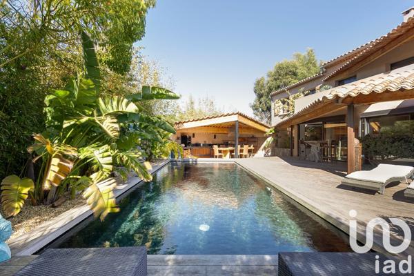 Maison à vendre 6 pièces 250 m² Six-Fours-les-Plages