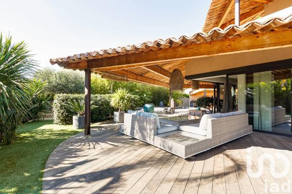 Maison à vendre 6 pièces 250 m² Six-Fours-les-Plages