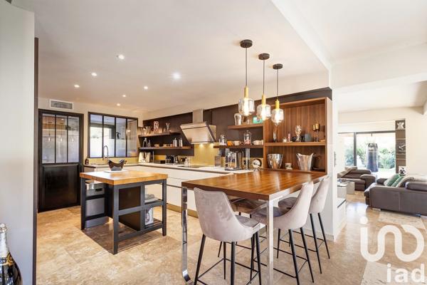 Maison à vendre 6 pièces 250 m² Six-Fours-les-Plages