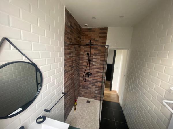 Maison à vendre 8 pièces MONTCEAU LES MINES (71)