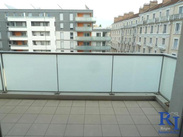 Appartement 3 pièces 65 m² 38000 GRENOBLE