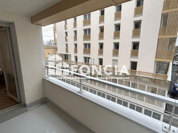 Location Appartement 3 pièces 73.05 m² - 2/8 RUE COLONEL FABIEN RUE DU MOULIN BRULE Reims 51100