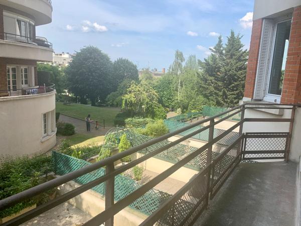 Appartement type 2 pièces - SAINT-CLOUD