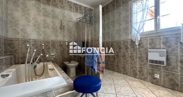 À vendre Maison 6 pièces 125 m² - Sainte-livrade-sur-lot 47110