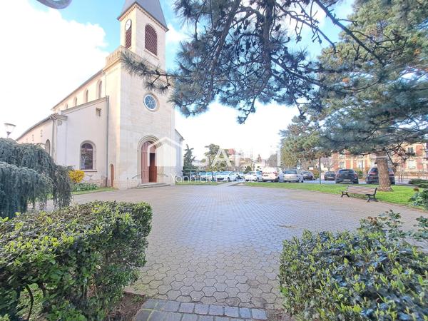 Posez vos valises, appartement duplex lumineux entièrement rénové de 97 m2 !