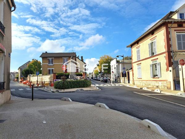 Posez vos valises, appartement duplex lumineux entièrement rénové de 97 m2 !