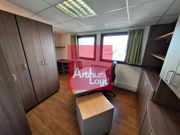 AUBIERE LA PARDIEU A LOUER BUREAUX 32 M²