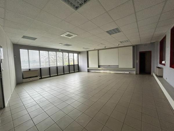 Saint Vallier - Bureaux 367 m² à louer