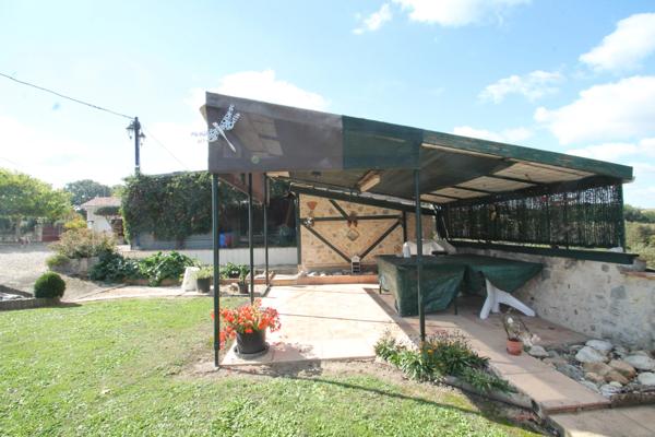 Maison à vendre 5 pièces proche de CASTELJALOUX (47)-3 chambres-garage 80m²-terrain 3930m²