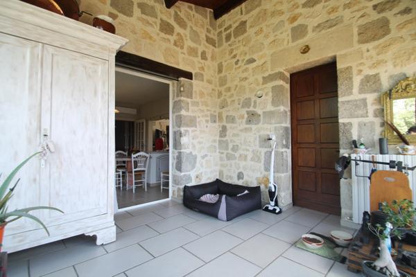 Maison à vendre 5 pièces proche de CASTELJALOUX (47)-3 chambres-garage 80m²-terrain 3930m²