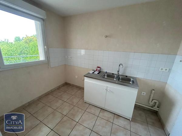 Appartement à louer 3 pièces 61.6m² Hénin-Beaumont (62110)